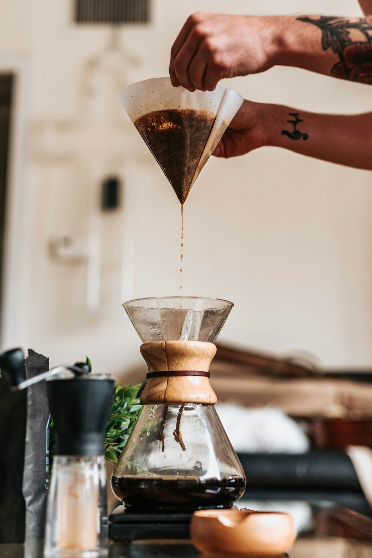 Ceramic Pour-Over Coffee Dripper
